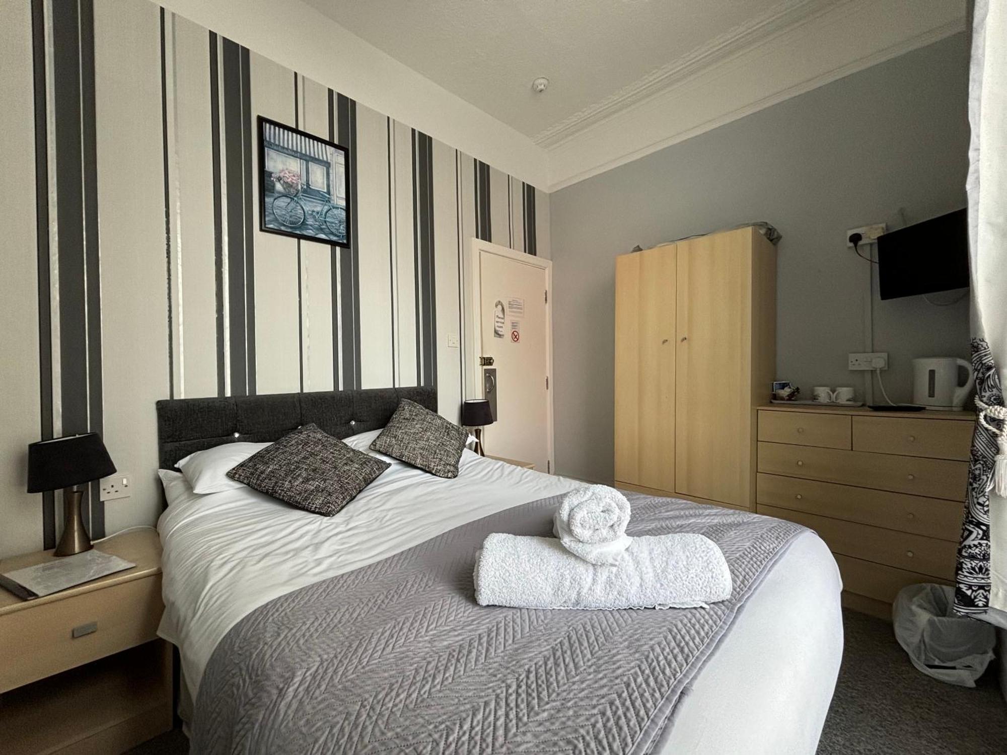 Three Palms Hotel Paignton Extérieur photo